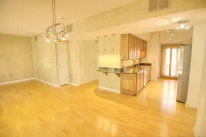 688 N Midvale Blvd #201, Madison, WI 53705 - Photo 5