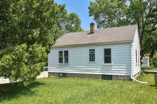 4757 N 21st St, Milwaukee, WI 53209 - Photo 3