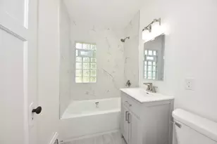 4757 N 21st St, Milwaukee, WI 53209 - Photo 13