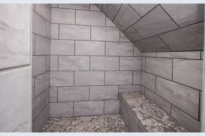 8428  Fox River Rd, Racine, WI 53185 - Photo 11