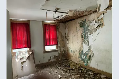 112 W Hadley St, Milwaukee, WI 53212 - Photo 1