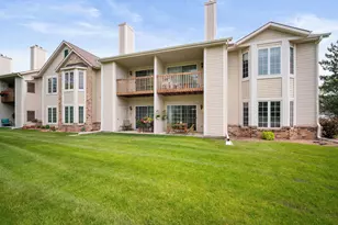 4521 S 124th St, New Berlin, WI 53151 - Photo 1