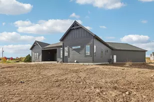 W279N6010 Serenity Dr, Merton, WI 53089 - Photo 69