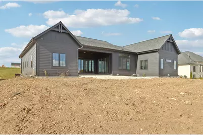 W279N6010  Serenity Dr, Merton, WI 53089 - Photo 143