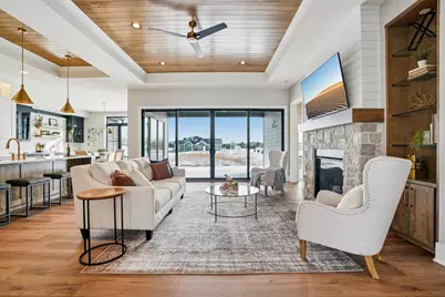 W279N6010  Serenity Dr, Merton, WI 53089 - Photo 5