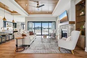 W279N6010 Serenity Dr, Merton, WI 53089 - Photo 5