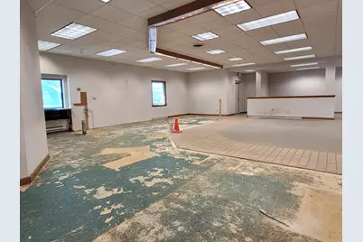 100 E Sunset Dr #120-130, Waukesha, WI 53189 - Photo 7