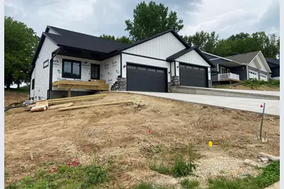 4051  Brooke Elizabeth Dr, Onalaska, WI 54650 - Photo 17