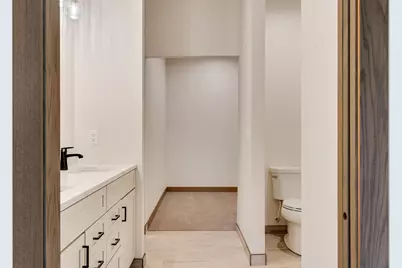 4051  Brooke Elizabeth Dr, Onalaska, WI 54650 - Photo 13