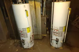 420 W Keefe Ave, Milwaukee, WI 53212 - Photo 15