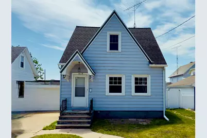 1419  23rd St, Two Rivers, WI 54241 - Photo 1