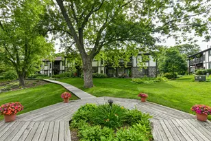 23 Willabay Dr, Williams Bay, WI 53191 - Photo 7