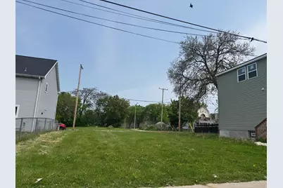 1325 W Cherry St #1327, Milwaukee, WI 53205 - Photo 5