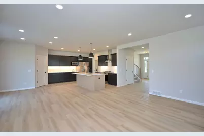 6034  Sean Ct, Racine, WI 53402 - Photo 11