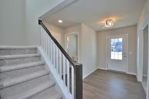 644 Standing Stone Dr, Waukesha, WI 53189 - Photo 7