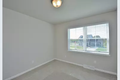 644  Standing Stone Dr, Waukesha, WI 53189 - Photo 23