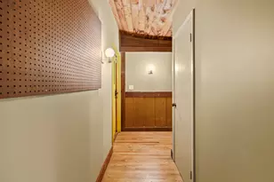 8500 N River Rd, River Hills, WI 53217 - Photo 75