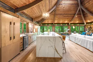 8500 N River Rd, River Hills, WI 53217 - Photo 9