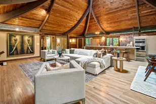 8500 N River Rd, River Hills, WI 53217 - Photo 19