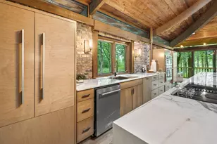 8500 N River Rd, River Hills, WI 53217 - Photo 7