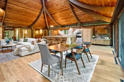 8500 N River Rd, River Hills, WI 53217 - Photo 13