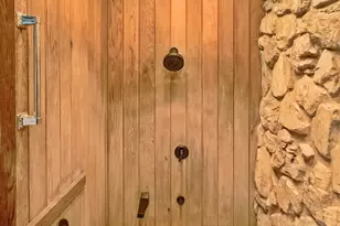 8500 N River Rd, River Hills, WI 53217 - Photo 43