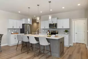 868 S Verona Cir, Grafton, WI 53024 - Photo 9