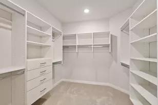 868 S Verona Cir, Grafton, WI 53024 - Photo 11