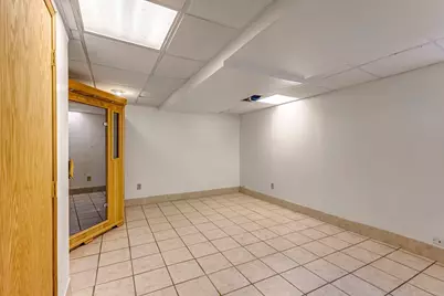 9335 W County Line Rd #9325, Milwaukee, WI 53224 - Photo 27