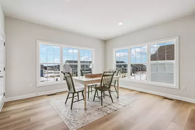 527 N Boulder Ridge Dr, Lake Geneva, WI 53147 - Photo 11