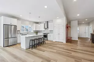 527 N Boulder Ridge Dr, Lake Geneva, WI 53147 - Photo 13