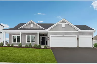 527 N Boulder Ridge Dr, Lake Geneva, WI 53147 - Photo 1