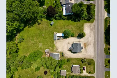 3172 N Riverside Dr, Saukville, WI 53080 - Photo 23