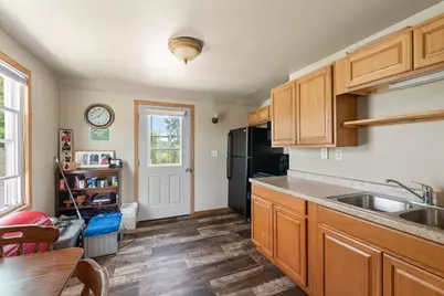 3172 N Riverside Dr, Saukville, WI 53080 - Photo 15