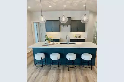 847 N Verona Cir #8, Grafton, WI 53024 - Photo 3