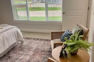 847 N Verona Cir, Grafton, WI 53024 - Photo 9