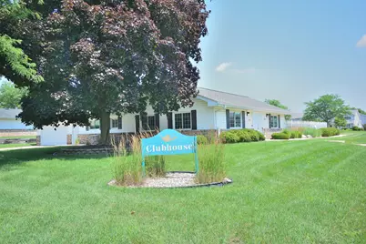 10464 W Whitnall Edge Dr #203, Franklin, WI 53132 - Photo 17