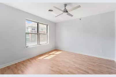 4120 S Lake Dr #361, Saint Francis, WI 53235 - Photo 15