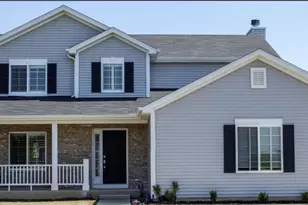 413 Kensington Ct, Williams Bay, WI 53191 - Photo 1