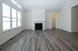 409 Kensington Ct, Williams Bay, WI 53191 - Photo 5