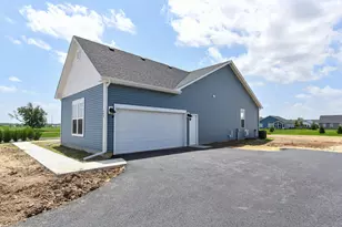 407 Kensington Ct, Williams Bay, WI 53191 - Photo 43