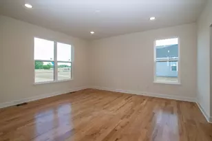 407 Kensington Ct, Williams Bay, WI 53191 - Photo 9