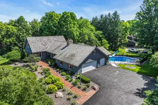 1840 Candlewood Ln, Richfield, WI 53076 - Photo 1