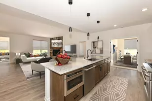 411 Kensington Ct, Williams Bay, WI 53191 - Photo 21