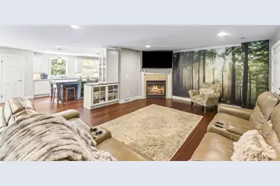 205  Kummrow Ct, Wales, WI 53183 - Photo 11