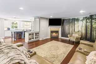 205 Kummrow Ct, Wales, WI 53183 - Photo 11