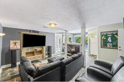 205  Kummrow Ct, Wales, WI 53183 - Photo 43