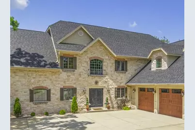 205  Kummrow Ct, Wales, WI 53183 - Photo 3