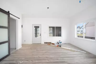 2022  Lincoln St, Two Rivers, WI 54241 - Photo 5