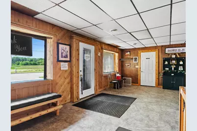 4326  Michigan Ave, Manitowoc, WI 54220 - Photo 5